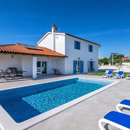 Klara Comfortable 4*