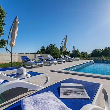 Klara Comfortable Hotel